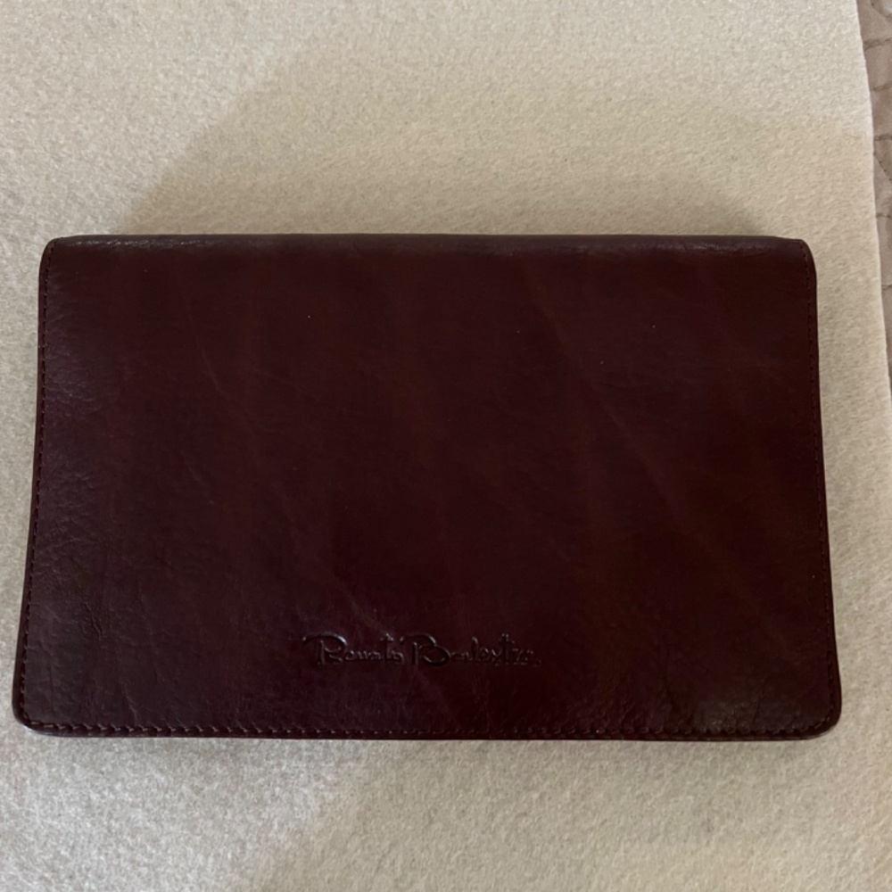 Wallet (NEW) - Picture 3 of 6